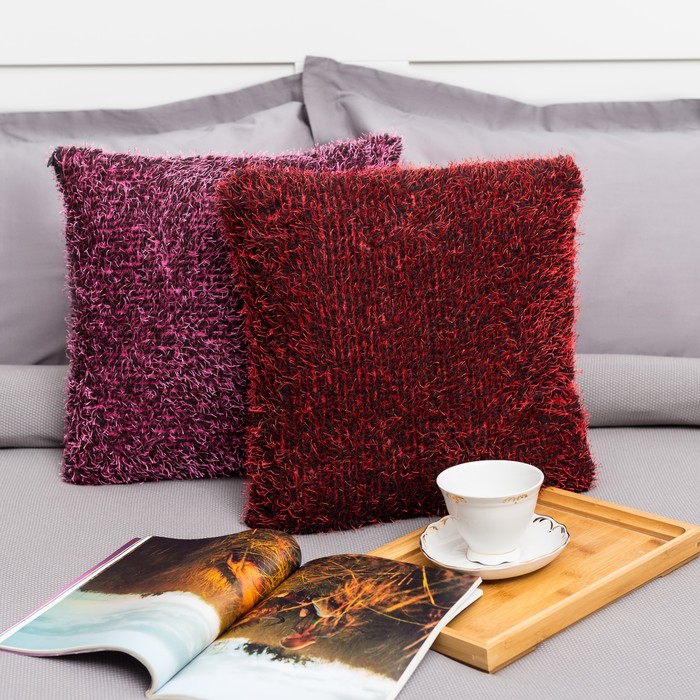 Наволочка пушистая Стиль 40*40 см сангрия-чёрный, 100% п/э