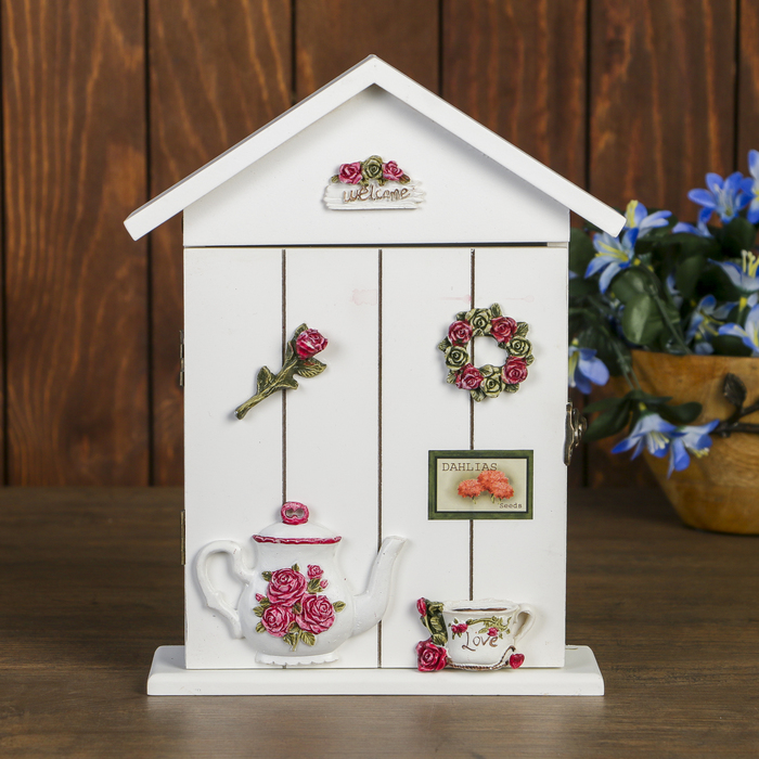 Ключница дерево 6 крючков домик "Чайный сервиз и розы" белая 28х21,6х7 см
