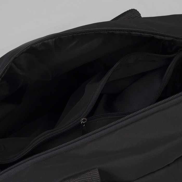 Сумка спортивная, отдел на молнии, наружный карман, цвет чёрный/фиолетовый