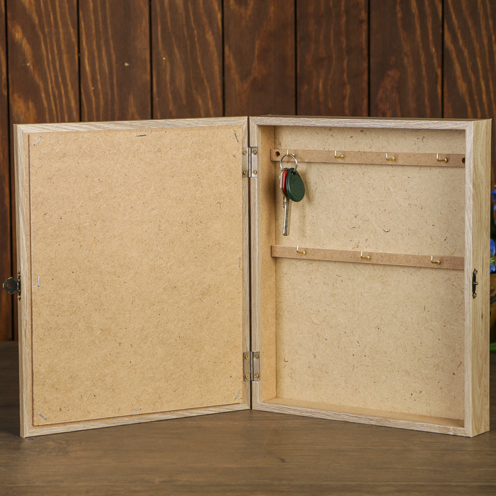 Ключница Пирамида "Дивный сад" Янтарь 30х25х5 см