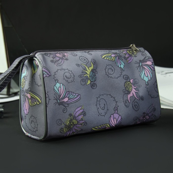 Косметичка простая "Бабочки", отдел на молнии, цвет серый