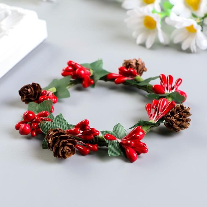 Декор для творчества "Венок с шишечками" красный 7,5х7,5 см