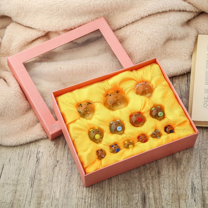 Сувенир стекло"Большое семейство"набор 13шт МИКС1,8х1,5х1,5 2,5х2,5х2,5 3,3х3х3,2 4х4х3,5см