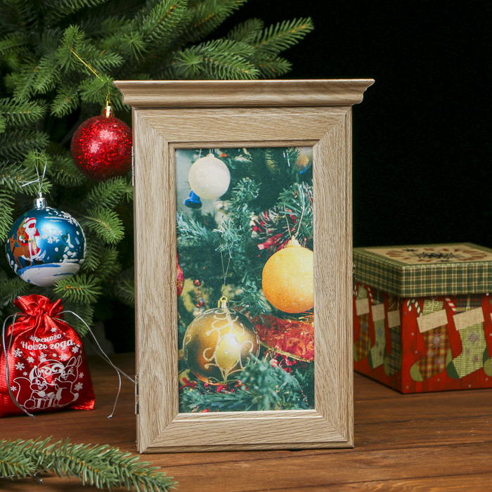Ключница "Новогодние шары на елке" Янтарь 28,5х20х6 см