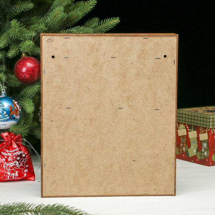 Ключница Пирамида "Свинки и фейерверк" Шоколад 30х25х5 см