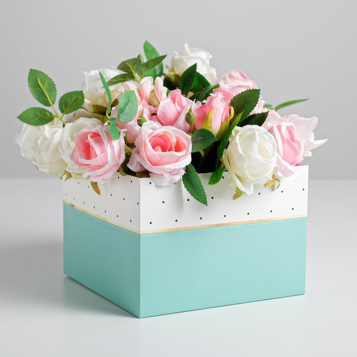 Коробка для цветов с PVC крышкой «Нежность», 17 х 12 х 17 см