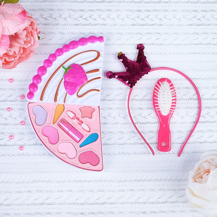 Набор детской косметики и аксессуаров "Самая яркая"