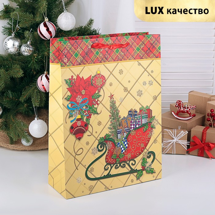 Пакет подарочный "Сани с подарками", люкс, 31 х 12 х 42 см