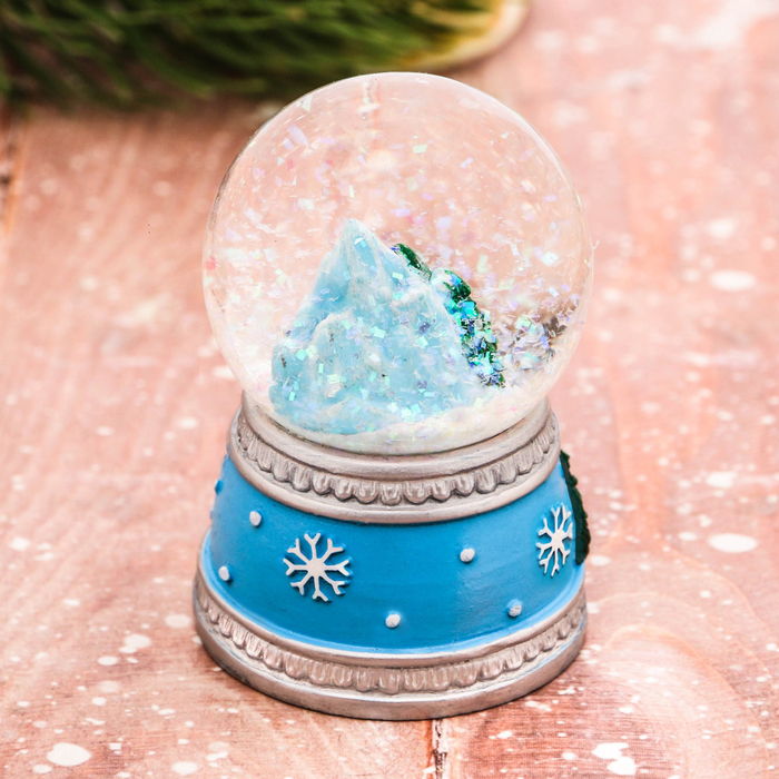 Сувенир снежный шар "Горы", 5 х 6,5 см