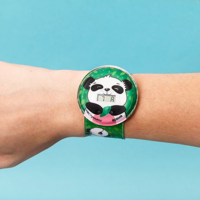 Часы наручные электронные "Панда" 22,5 х 4,5 см
