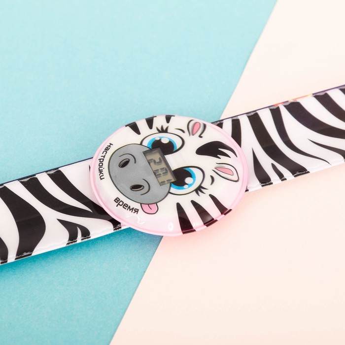 Часы наручные электронные "Зебра" 22,5 х 4,5 см