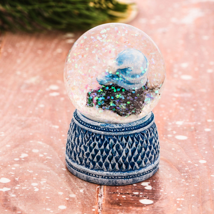 Сувенир снежный шар "Тепла и уюта!", 5 х 6,5 см