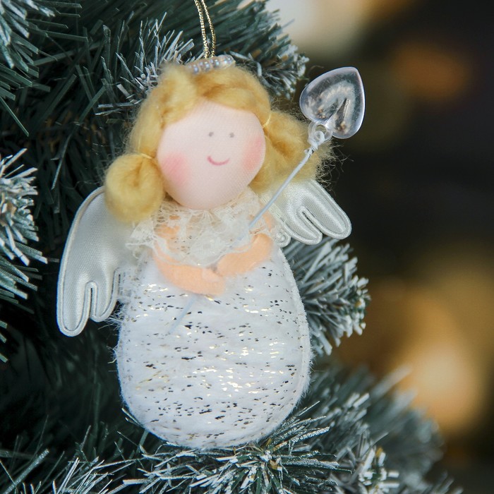 Мягкая девочка белый ангелок 9 см сердечко