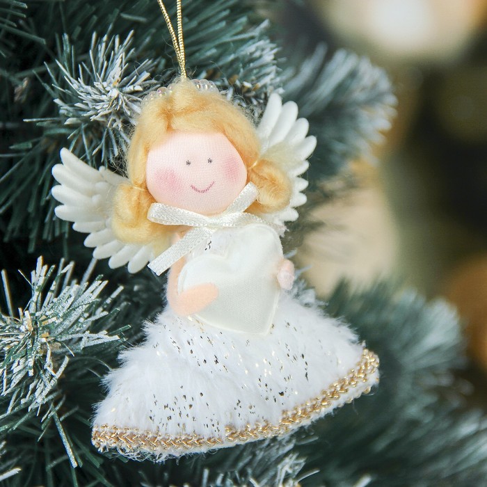 Мягкая девочка белый ангелок 9 см крупное сердечко