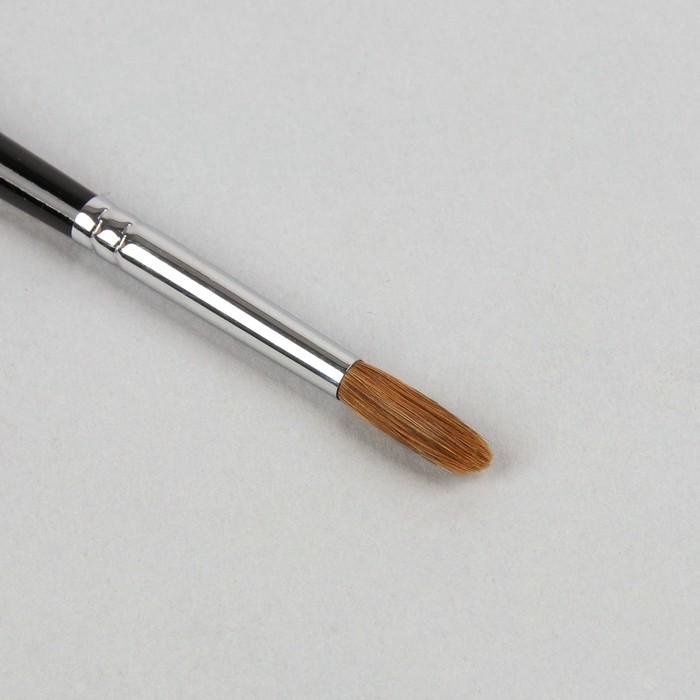 Кисть из натурального волокна №8, круглая