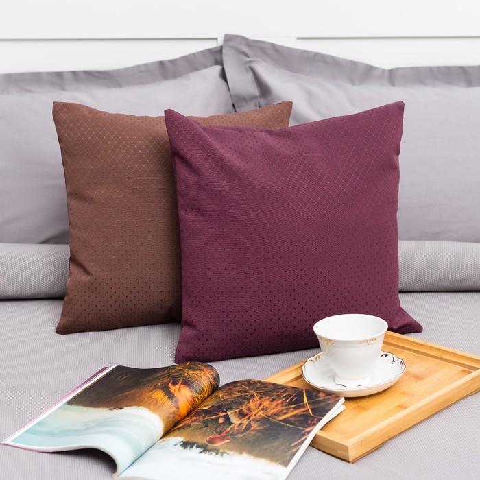 Декоративная подушка "Этель" 40х40 см, Английский стиль, цвет бордовый,100% п/э