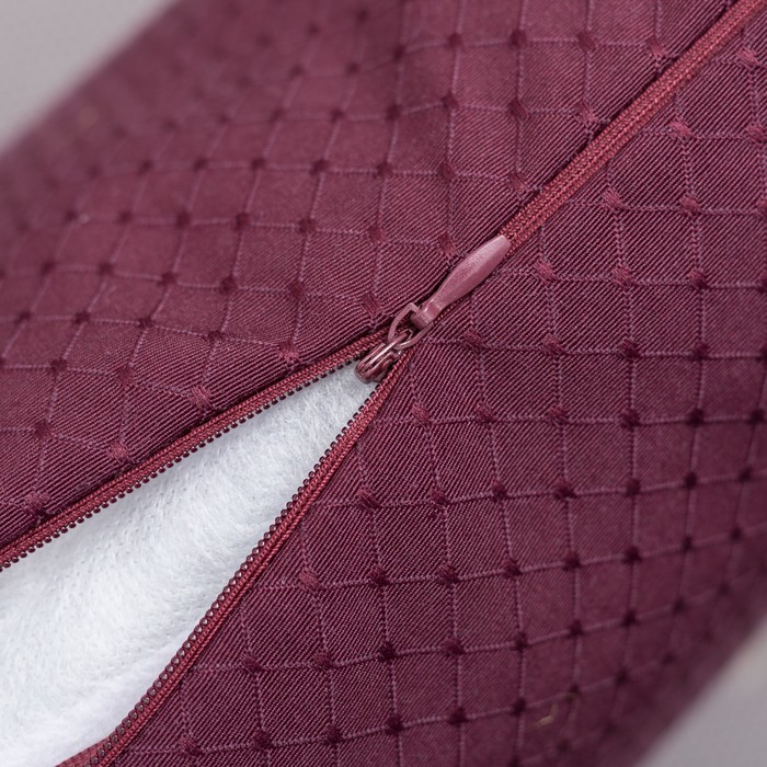 Декоративная подушка "Этель" 40х40 см, Английский стиль, цвет бордовый,100% п/э