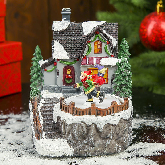 Сувенир полистоун световой "Каток у дома" вращается 14,5х12х11 см