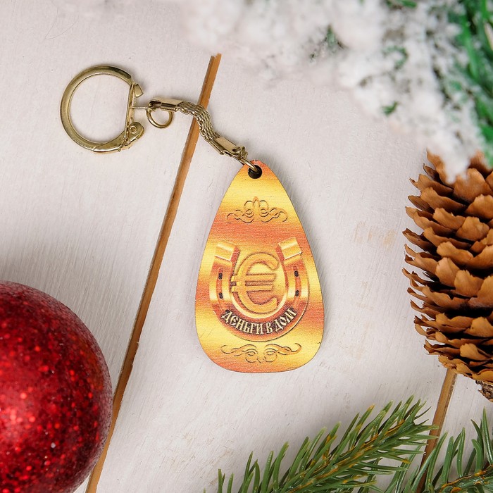 Брелок «Хрюши под ёлкой», 3,2×5,7×0,3 см