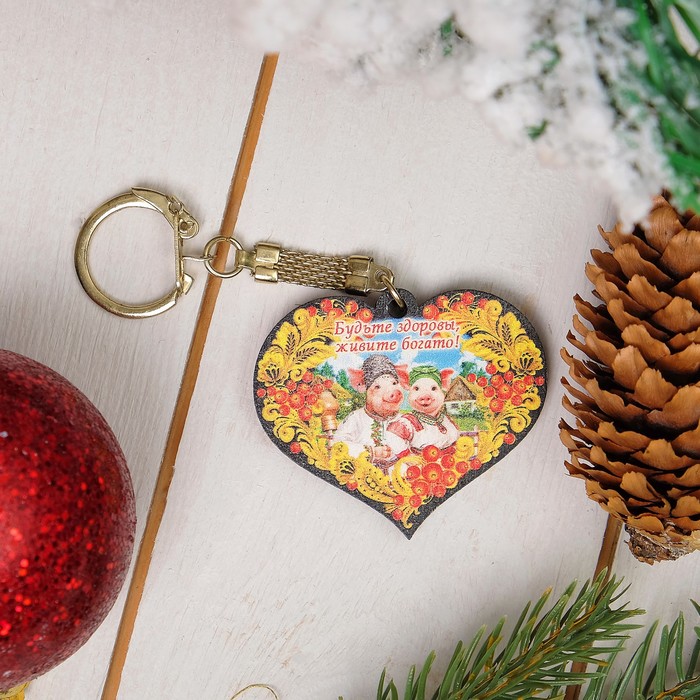 Брелок «Свинки», хохлома, 5,3×4,5×0,3 см