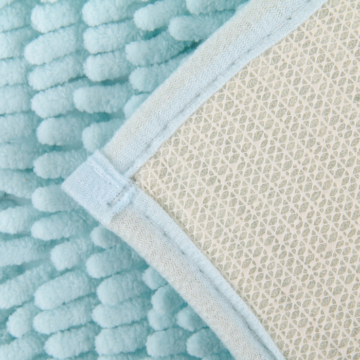 Коврик для ванной "Букли длинные", цвет светло-голубой