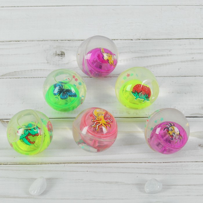 Мяч световой "Динозавры" с водой 4 см, виды МИКС
