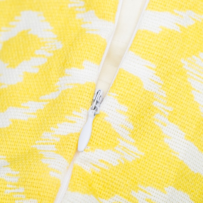 Наволочка декоративная на молнии «Этель» Серпента жёлтый 40х40 рогожка 160 г/м², 100% хлопок