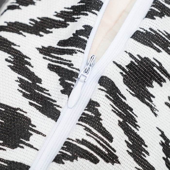 Наволочка декоративная на молнии «Этель» Серпента черный 40х40 рогожка 160 г/м², 100% хлопок