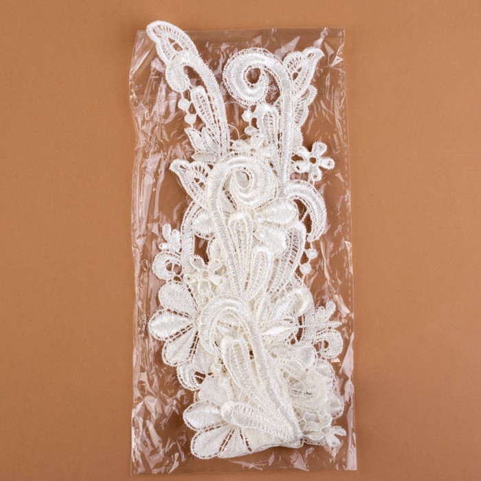 Аппликации пришивные "Лейсы", 40*11см, цвет белый