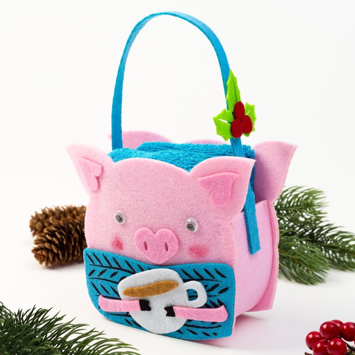 Наб.полотенец в корзинке "Хрюшка" 30х30 см-2 шт, 100% хл, 300гр/м2