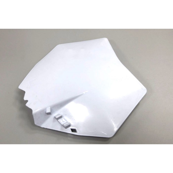 Пластик, передний, номерной щиток J1/J5, BSE, J1-F1-13-WH-1