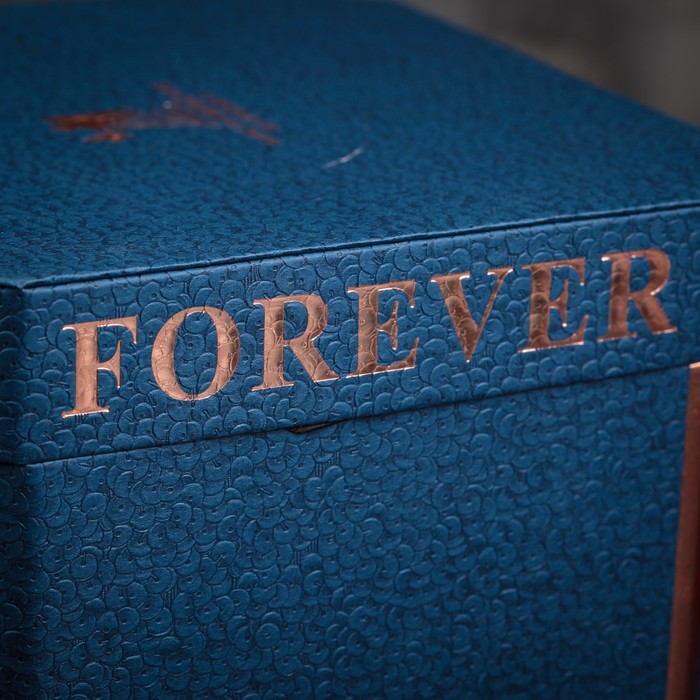 Коробка подарочная, 22 х 22 х 16,5 см