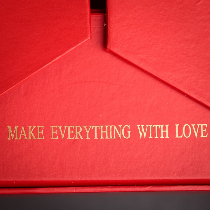 Коробка подарочная, 19 х 19 х 20,5 см