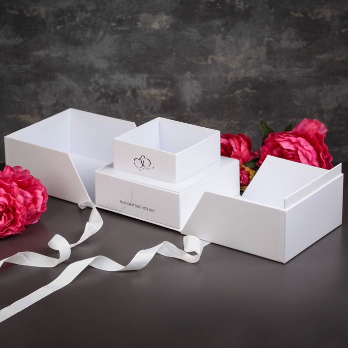 Коробка подарочная, 19 х 19 х 20,5 см