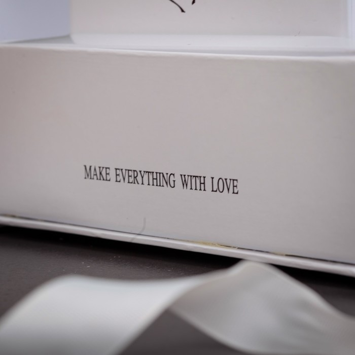 Коробка подарочная, 19 х 19 х 20,5 см