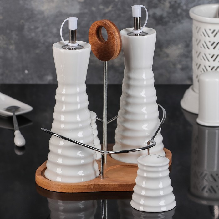 Набор для специй и масел на дерев. подставке 4 предмета "Эстет" 20,5х16х17 см