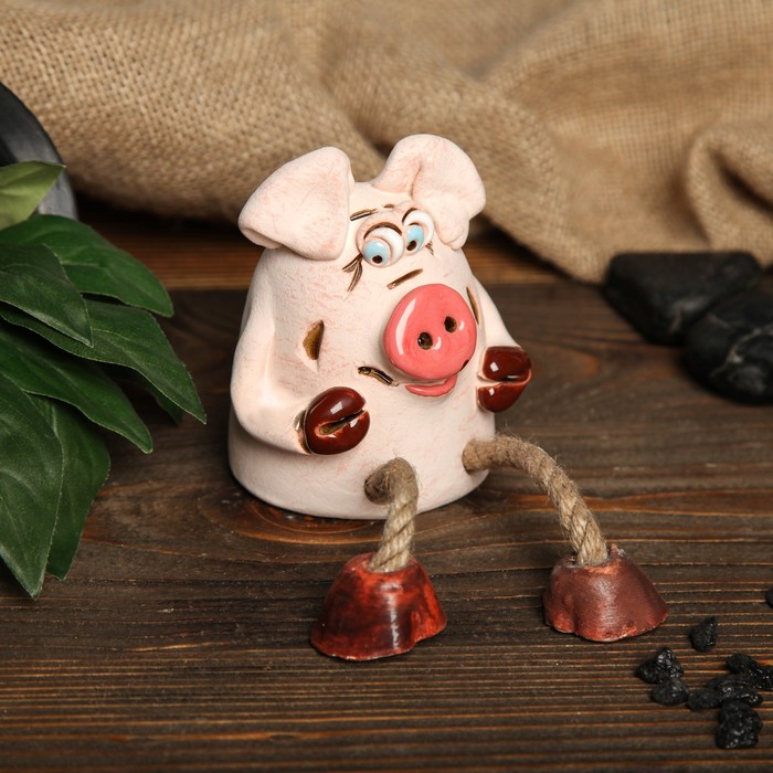 Копилка авторская "Удивленная свинка" с ножками, микс