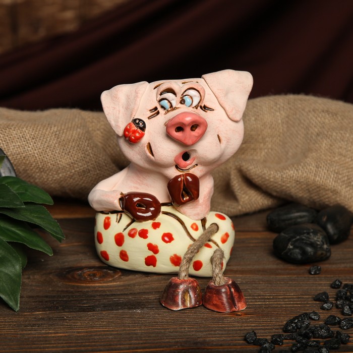 Копилка авторская "Свинка в шоке", мальчик, микс