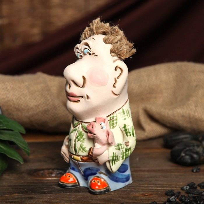 Статуэтка "Босс со свинкой" микс