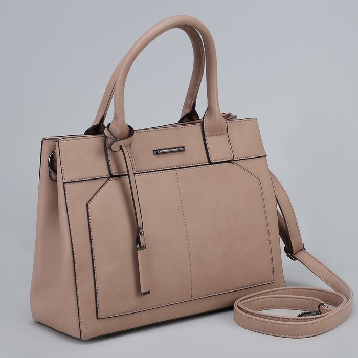 Сумка женская, 2 отдела на молниях, 2 наружных кармана, длинный ремень, цвет пудровый