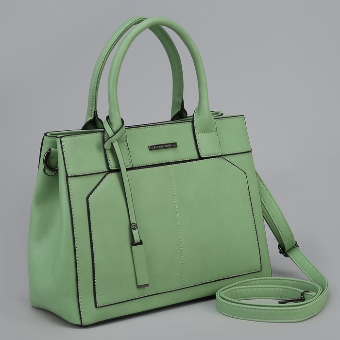 Сумка женская, 2 отдела на молниях, 2 наружных кармана, длинный ремень, цвет зелёный