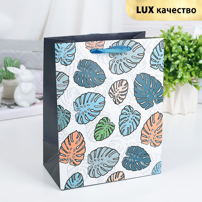 Пакет подарочный "Листья", люкс, 18 х 8 х 23 см