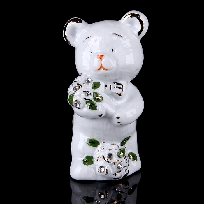 Сувенир "Мишутка с букетами цветов"