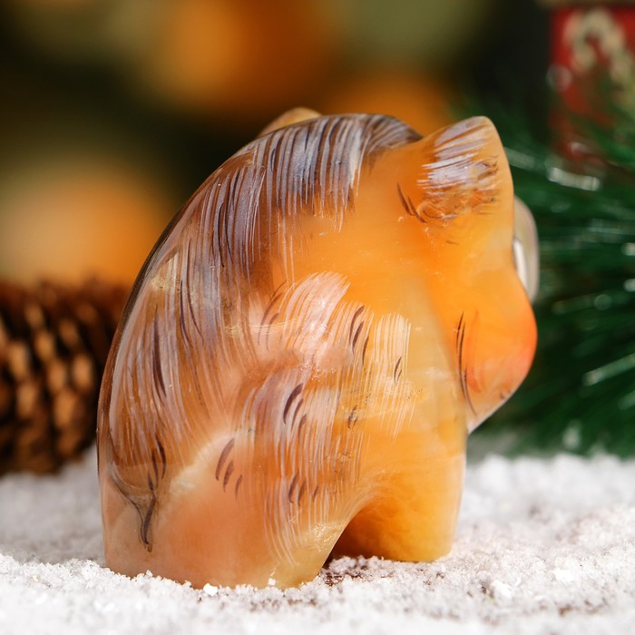 Сувенир «Кабанчик Пумка», 7×9 см, селенит