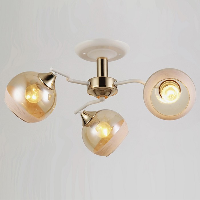 Люстра "Конкордия" 3х40W E27 белый-золото d56,5 см.