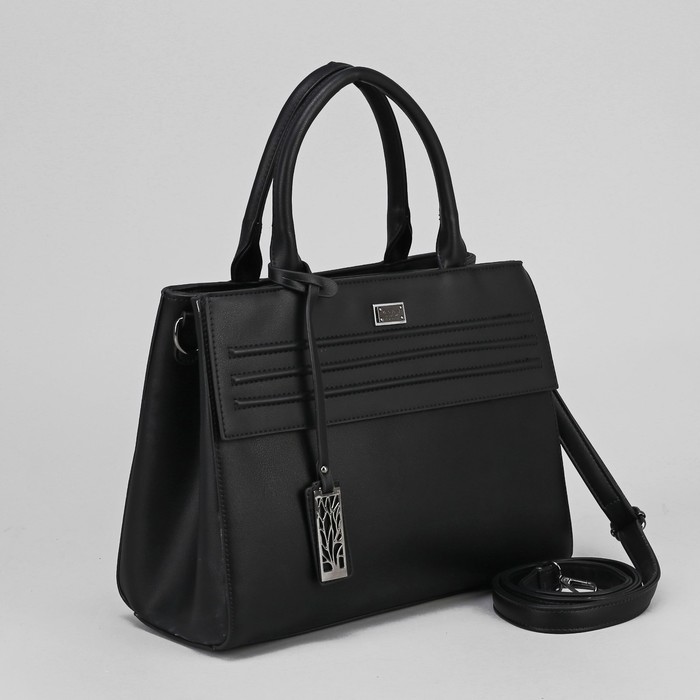 Сумка женская, 2 отдела на молниях, наружный карман, длинный ремень, цвет чёрный