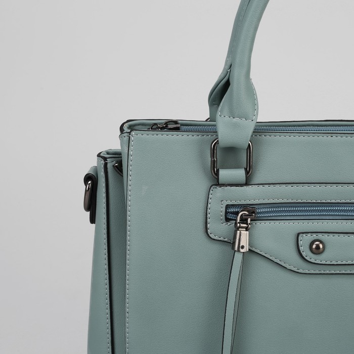 Сумка женская, 3 отдела на молнии, 2 наружных кармана, цвет голубой