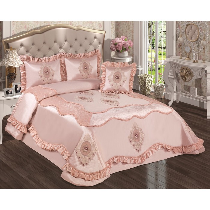 Комплект Bade: покрывало 260 × 270 см, наволочки 50 × 70 см - 2 шт, 40 × 40 см - 1 шт, пудра