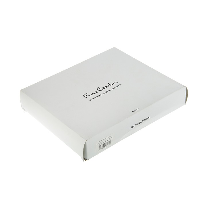 Горизонтальный дисплей Pierre Cardin на 12 ручек