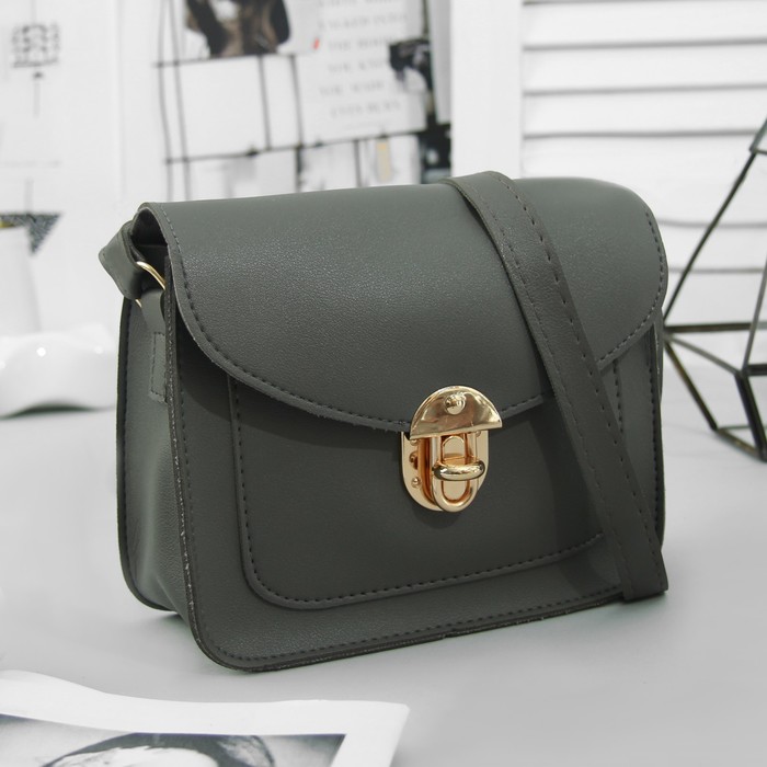 Сумка женская, отдел на молнии, наружный карман, регулируемый ремень, цвет серый